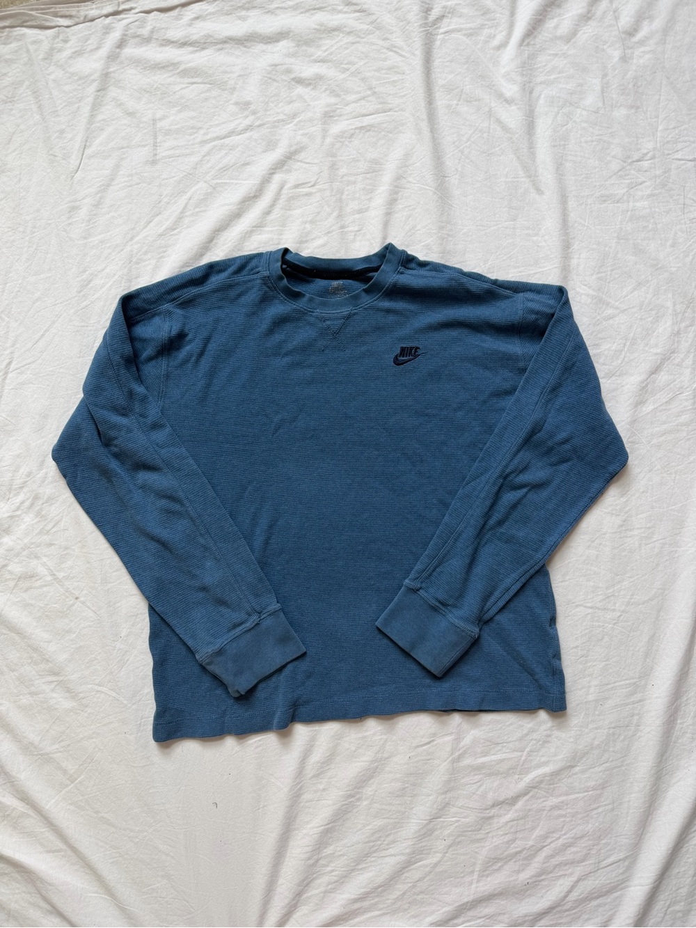 Nike Men’s Navy Blue Crewneck Sweatshirt